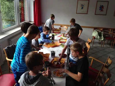 168 Kuchen Backen Fuer Die Wallfahrt .jpg