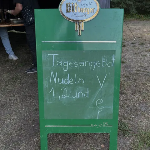 👨🍳⚜️| Lagerküche '26
Tag 4
Zu Ehren der Münsteraner Lieblingskneipe unseres Propst @dasblauehaus_muenster gab es heut